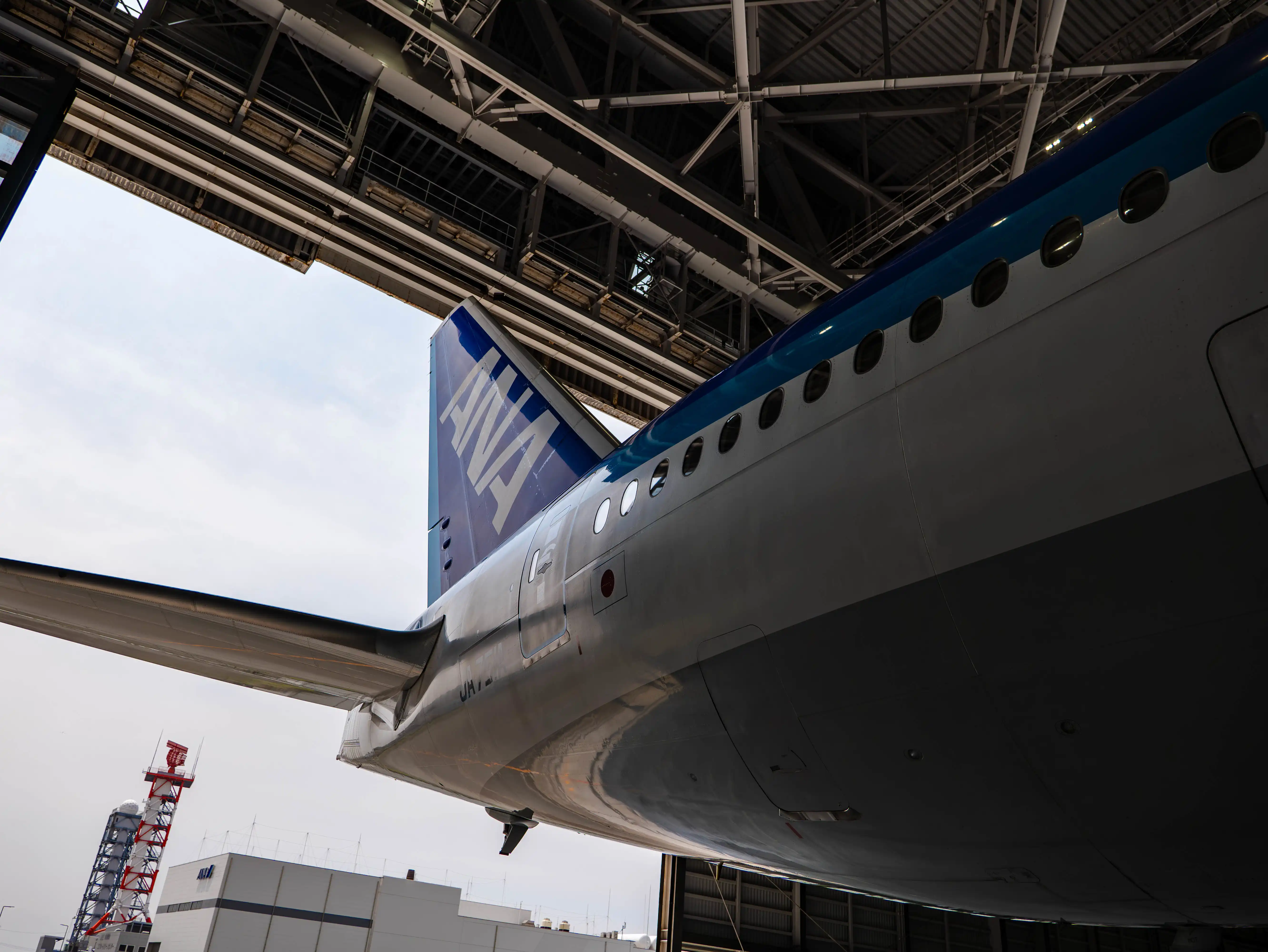 ANA Blue Hanger Tour